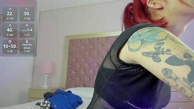 Snapshot of Derieri_Blush chatting on 8, 7, 2026 Derieri Blush online show from 8, 7, 2026