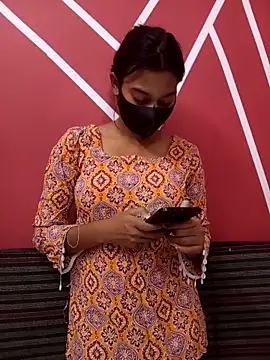 Snapshot of Students12th chatting on 13, 4, 2026 Students12th online show from 13, 4, 2026