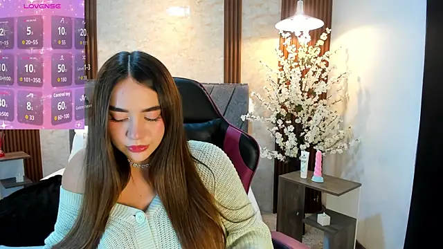 Anissa m  online show from 8, 4, 2026