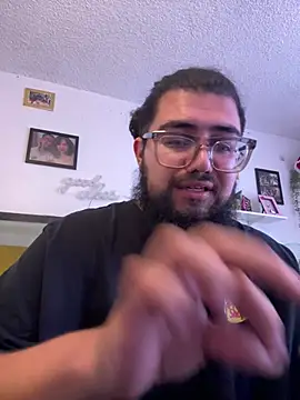 Snapshot of dpenguino chatting on 1, 4, 2026 dpenguino online show from 1, 4, 2026