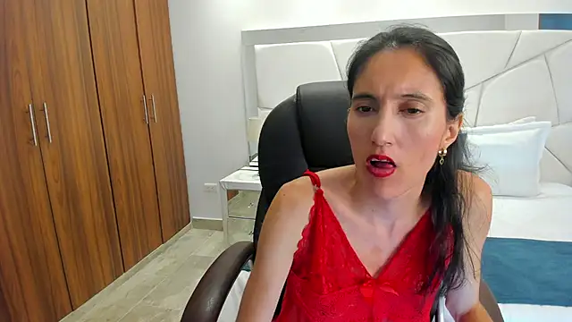 Shary leon online show from 14, 7, 2026