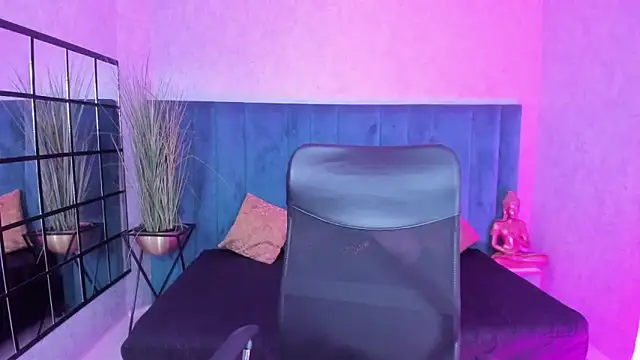 Snapshot of Antoniajblair chatting on 22, 4, 2026 Antoniajblair online show from 22, 4, 2026