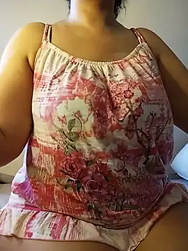 Snapshot of orla-love chatting on 4, 7, 2026 orla-love online show from 4, 7, 2026