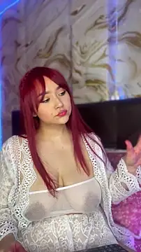 Snapshot of SweetLittleRed chatting on 4, 5, 2026 SweetLittleRed online show from 4, 5, 2026