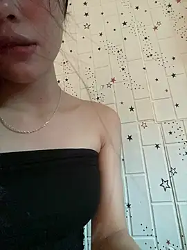 Snapshot of Mi-Lani chatting on 4, 4, 2026 Mi-Lani online show from 4, 4, 2026