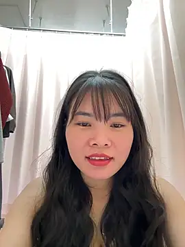 Snapshot of Naked-xx chatting on 7, 5, 2026 Naked-xx online show from 7, 5, 2026