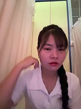 Snapshot of Naked-xx chatting on 7, 5, 2026 Naked-xx online show from 7, 5, 2026