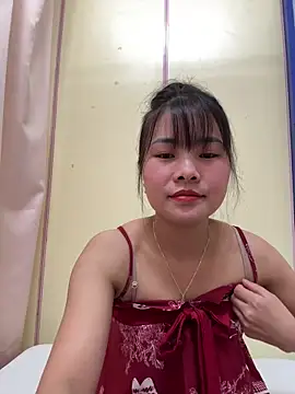 Snapshot of Naked-xx chatting on 10, 5, 2026 Naked-xx online show from 10, 5, 2026