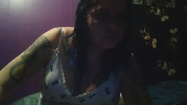 DoubleTroubleXO online show from 3, 4, 2026