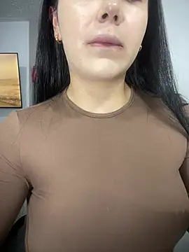 Snapshot of Cami_olarte chatting on 23, 6, 2026 Cami olarte online show from 23, 6, 2026