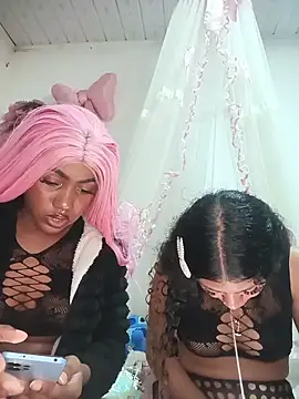 KatyBelle  online show from 15, 4, 2026