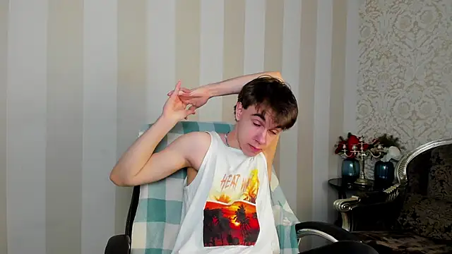 Snapshot of DaveBevy chatting on 8, 4, 2026 DaveBevy online show from 8, 4, 2026