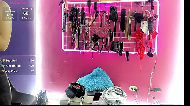 Mistress aurora bdsm online show from 31, 3, 2026