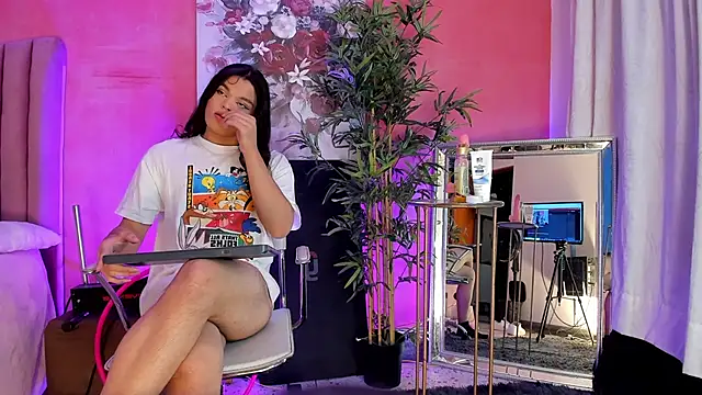 LexyNova  online show from 19, 4, 2026