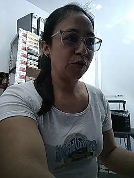 Snapshot of Violeta--7 chatting on 25, 6, 2026 Violeta--7 online show from 25, 6, 2026