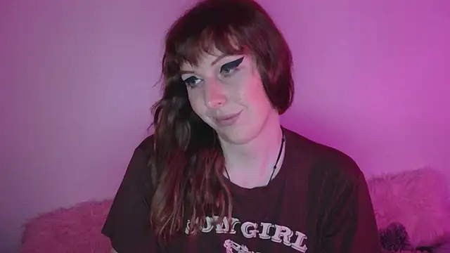 April  kittyy online show from 18, 5, 2026