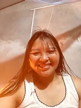 Snapshot of Emm-a- chatting on 28, 3, 2026 Emm-a- online show from 28, 3, 2026