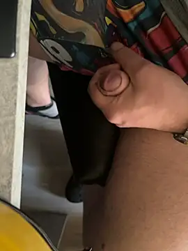 Snapshot of Neo60682 chatting on 7, 4, 2026 Neo60682 online show from 7, 4, 2026