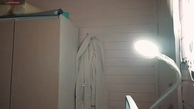 elegant pleasure online show from 1, 4, 2026