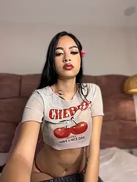dakotabrowns  online show from 22, 4, 2026