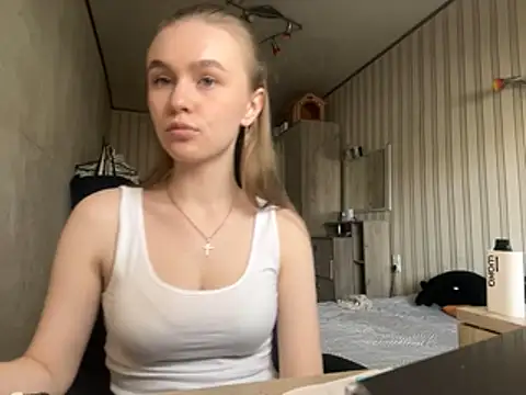 melissashineeee online show from 9, 4, 2026