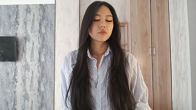 SecretTiny online show from 18, 5, 2026
