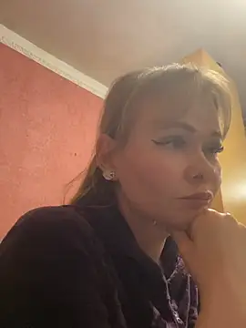 Kirasweetlove online show from 1, 5, 2026