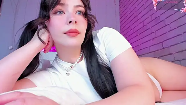 Snapshot of NatalForsy chatting on 1, 6, 2026 NatalForsy online show from 1, 6, 2026