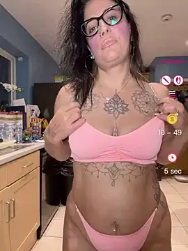 Snapshot of IvyBelleMilf chatting on 30, 5, 2026 IvyBelleMilf online show from 30, 5, 2026