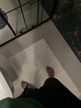 icemanhotwomen online show from 22, 4, 2026