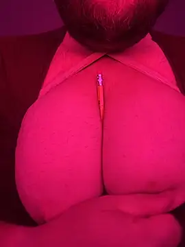 Snapshot of hugemanbreasts chatting on 8, 7, 2026 hugemanbreasts online show from 8, 7, 2026