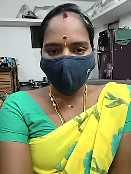 Snapshot of Tamil_Sangeetha chatting on 17, 4, 2026 Tamil Sangeetha online show from 17, 4, 2026