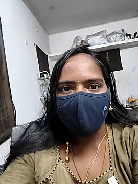 Snapshot of Tamil_Sangeetha chatting on 23, 4, 2026 Tamil Sangeetha online show from 23, 4, 2026