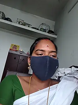 Snapshot of Tamil_Sangeetha chatting on 1, 5, 2026 Tamil Sangeetha online show from 1, 5, 2026