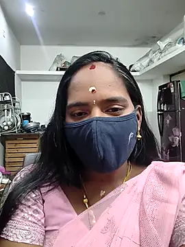 Snapshot of Tamil_Sangeetha chatting on 2, 5, 2026 Tamil Sangeetha online show from 2, 5, 2026