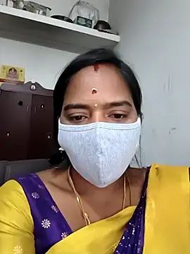 Snapshot of Tamil_Sangeetha chatting on 5, 5, 2026 Tamil Sangeetha online show from 5, 5, 2026