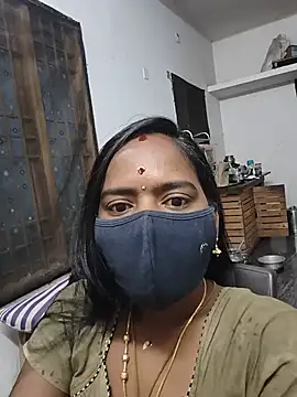 Snapshot of Tamil_Sangeetha chatting on 15, 5, 2026 Tamil Sangeetha online show from 15, 5, 2026
