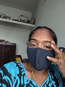 Snapshot of Tamil_Sangeetha chatting on 15, 5, 2026 Tamil Sangeetha online show from 15, 5, 2026