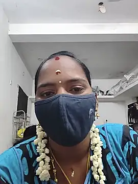 Snapshot of Tamil_Sangeetha chatting on 6, 6, 2026 Tamil Sangeetha online show from 6, 6, 2026