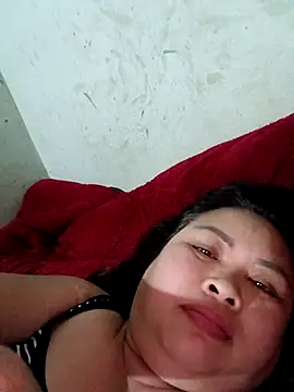 Snapshot of Monglan-c chatting on 6, 4, 2026 Monglan-c online show from 6, 4, 2026