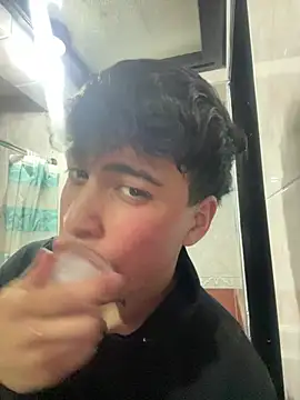 Snapshot of nico_herrera__ chatting on 1, 7, 2026 nico herrera online show from 1, 7, 2026