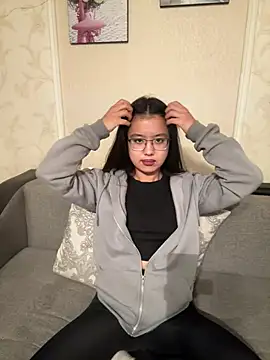 Z Milll online show from 27, 4, 2026