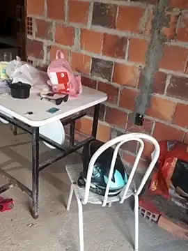 menina      veneno online show from 1, 4, 2026