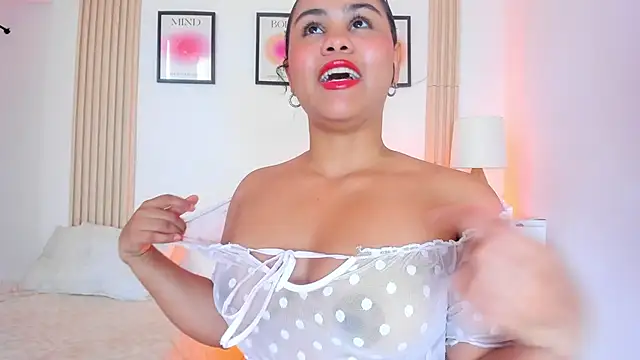 lia stuart1 online show from 4, 4, 2026