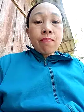 Vily-lonely online show from 12, 4, 2026