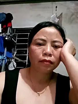 Snapshot of -Hami- chatting on 11, 4, 2026 -Hami- online show from 11, 4, 2026