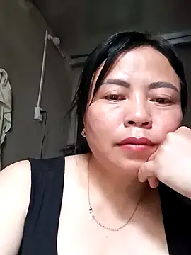 Snapshot of -Hami- chatting on 12, 4, 2026 -Hami- online show from 12, 4, 2026