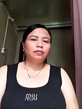 Snapshot of -Hami- chatting on 25, 4, 2026 -Hami- online show from 25, 4, 2026