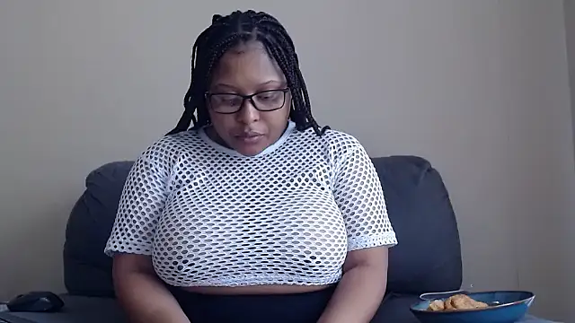 xxZoeyx online show from 29, 11, 2025