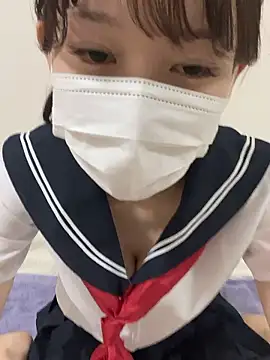 yuki2210 online show from 15, 4, 2026